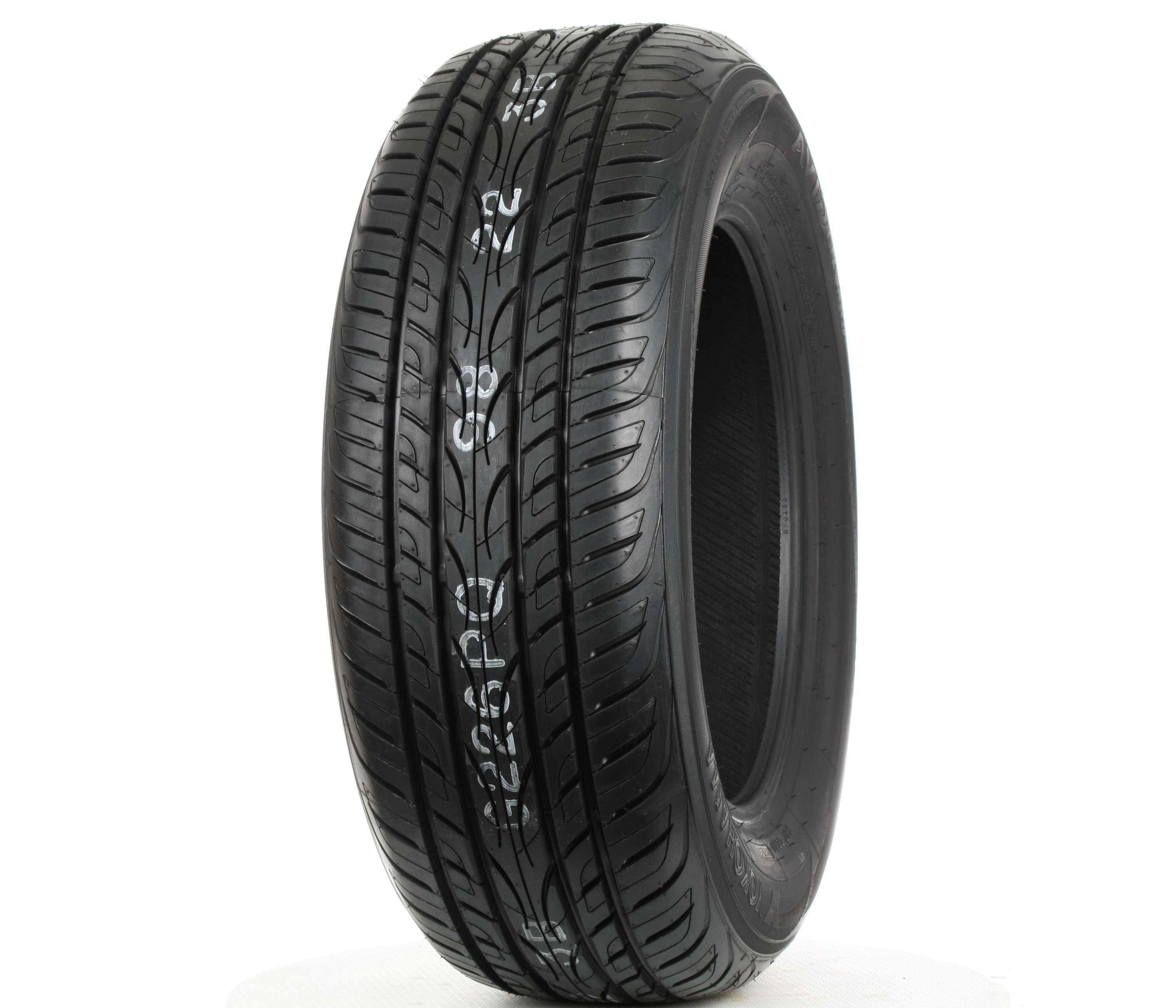 Yokohama Avid Envigor 245/40R17 95W 32149, $4.68 | SpeedyTire